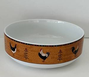 lot 39 image: Brandon House Country Quartet Stoneware Bowl by Warren Kimble