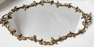 lot 236 image: Vintage Hollywood Regency Gold Leaf Trim Mirrored Tray