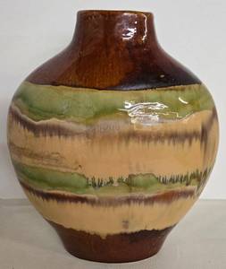 lot 253 image: Vintage Mid Century Drip Glaze Stoneware Pottery Vase