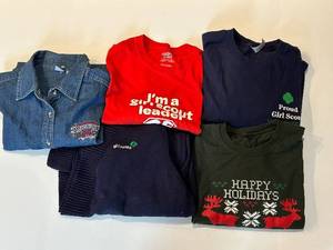 lot 281 image: Girl Scouts Clothing (Lot of 5) - Assorted Shirts, Denim Shirt & Cardigan