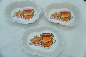 lot 7 image: Pfaltzgraff Ceramic Burger and Fries dishes (3)