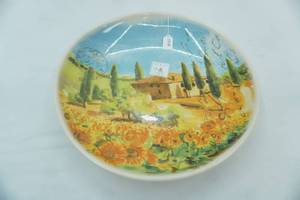 lot 22 image: Ceramisia Serving Bowl Made in Italy, 14 across