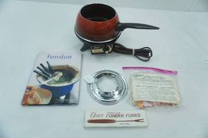 lot 62 image: Vintage Oster Fondue Pot and Fondue Book