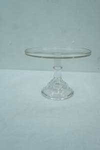 lot 68 image: Clear Glass Pedestal Cake Stand