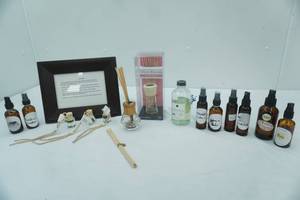 lot 81 image: Oil Diffuser Set and Other Oil Diffuser Products and Instructions