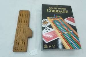 lot 106 image: NEW Cribbage Game Set and Wooden Cribbage Board