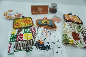 lot 110 image: New Fall Themed Towel and Potholder Sets and Decor