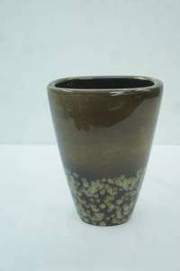 lot 160 image: Tall Glazed Ceramic Vase. 5x 7x 10 tall