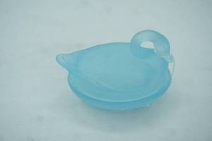 lot 169 image: Vintage Frosted Blue Satin Glass Swan Nesting Dish 5 long by 3.5 tall