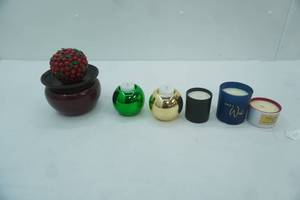 lot 189 image: Crystal Candlestick Holders, Partylite Angel Candle Stick Figures