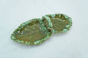 lot 207 image: Vintage Woods Leaf Relish Tray. Hobby Lane Nevis, MN by Alma