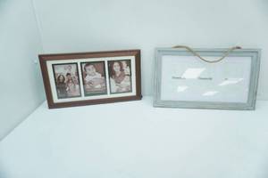 lot 229 image: NEW Photo Frames (each holds three 4x6 photos)