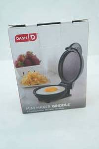 lot 244 image: Mini Maker Griddle. Dash Brand. NEW