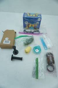 lot 265 image: NEW Mars and Venus on a Date Game, variety of small housewares