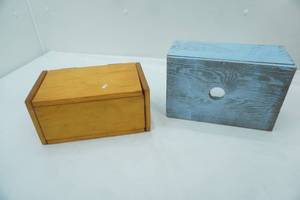 lot 294 image: 2 Vintage Lidded Wooden Boxes