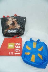 lot 300 image: Poly Storage Container wlid 11.5x15x5 & reusable bags