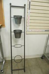 lot 306 image: Vertical Plant Stand. Hold 4 Buckets 7 diameter