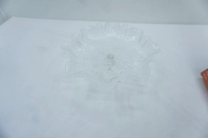 lot 312 image: Mikasa Christmas Story Footed Bon Bon 9-34 Bowl