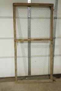 lot 370 image: AntiqueVintage Chicken Wire Swinging Door. 33x69.5
