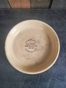 lot 2 image: Vintage Even Bake Oven Ware Underwood Co-Op Creamery Advertising Pie Plate