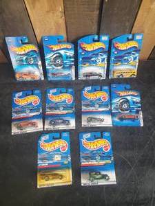 lot 14 image: 10 unopen Hot Wheels Blister packs 90s2000s&nbsp