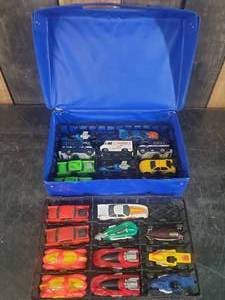 lot 25 image: 24 Car Case with lots of Toy Cars - Nice
