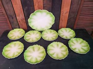 lot 70 image: Stunning Mid Modern Otagiri Hand Crafted Japan Made Lettuce Plates and Platter&nbsp