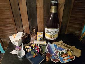 lot 97 image: Large group of smalls w blow up vintage Olympia Beer Bar Display