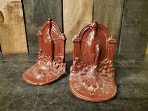 lot 102 image: Set of heavy metal Art Deco Peacock Book Ends