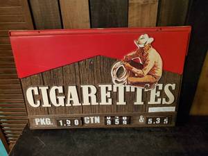 lot 105 image: Fantastic Collectible 1970s80s Marlboro Store Pricing Display