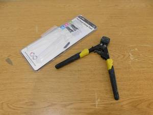 lot 168 image: Apollo 38 in., 12 in. and 34 in. PEX-B Quick-Cinch Clamp Tool