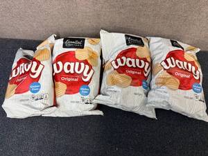 lot 231 image: 4 Bags Of Wavy Original Chips