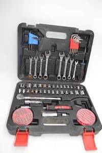 lot 229 image: Tool Shop Set