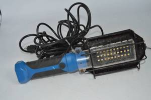 lot 239 image: Drop Light