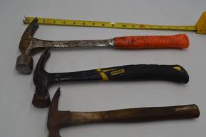 lot 243 image: 3 Claw Hammers