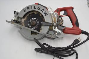 lot 211 image: Skilsaw