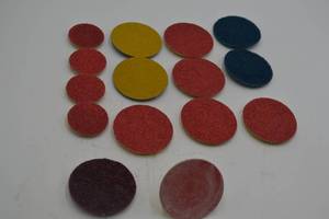 lot 187 image: Various Sanding Discs