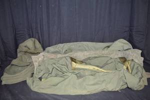 lot 190 image: Vintage Army bags and hats