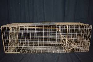 lot 198 image: Animal Cage Trap