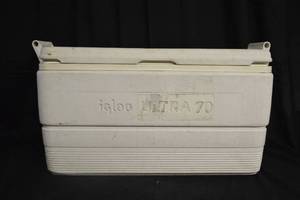 lot 199 image: Cooler