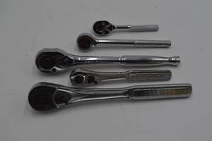 lot 120 image: Socket Wrenches