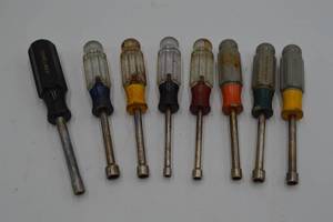 lot 125 image: Nut Drivers