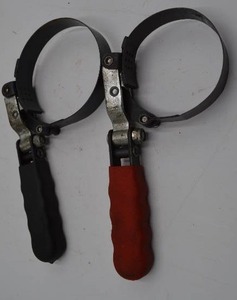 lot 136 image: Oil Wrenches