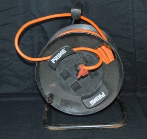lot 38 image: Electrical cord and reel