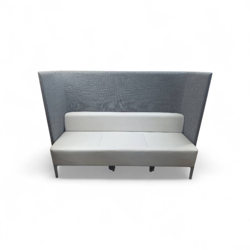 lot 5 image: Herman Miller NaughtOne Bench Seat