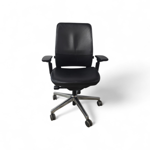 lot 101 image: Steelcase Amia Leather Task Chair retails new for $1400