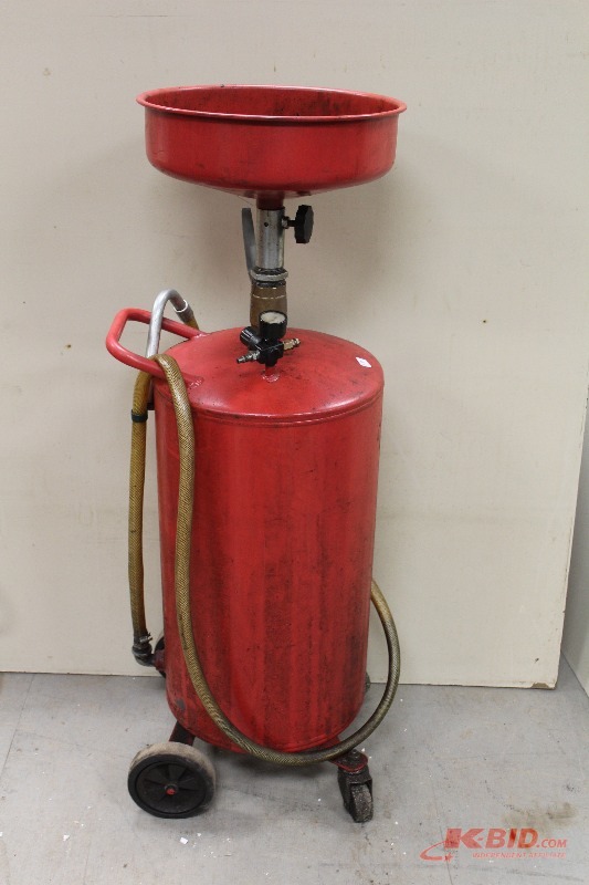 lot 17 image: Used Oil Catchment Tank