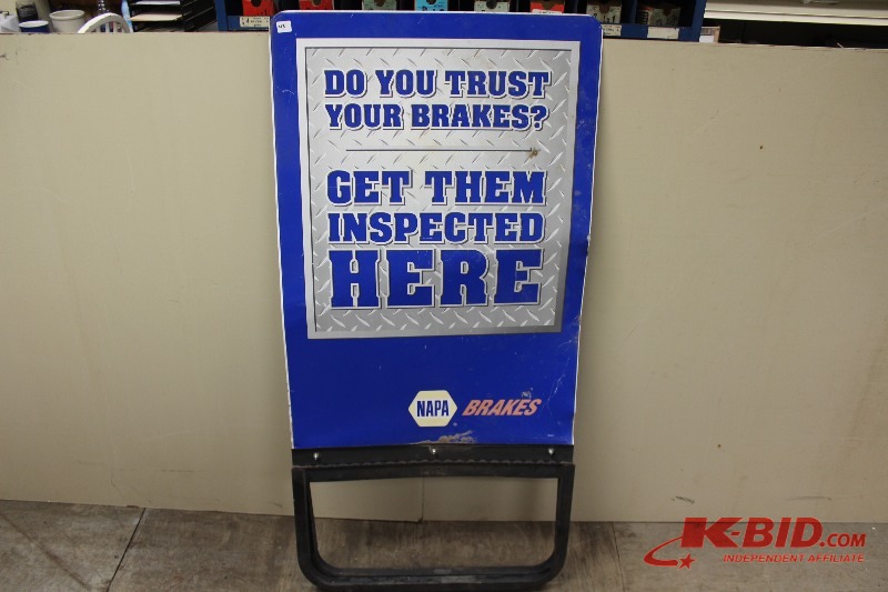 lot 43 image: NAPA Sign