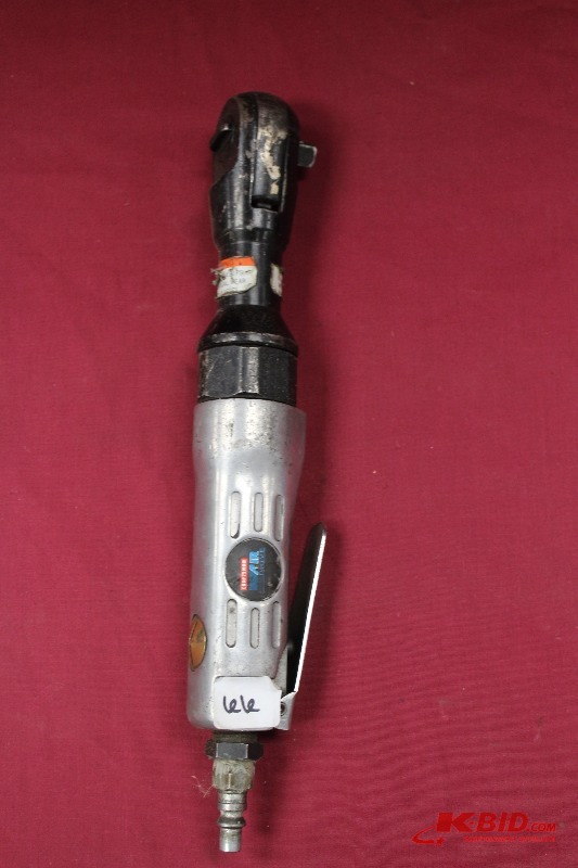 lot 66 image: Craftsman Pnuematic Ratchet