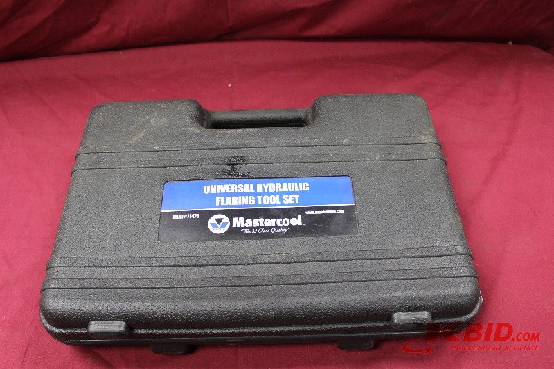 lot 86 image: Universal Hydraulic Flaring Tool Set